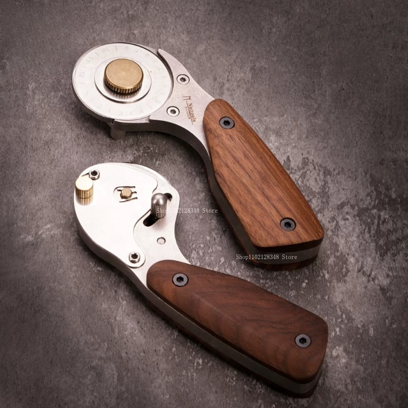 Leatherwork Roller - Natural Wooden Handle All-metal Roller Cutter